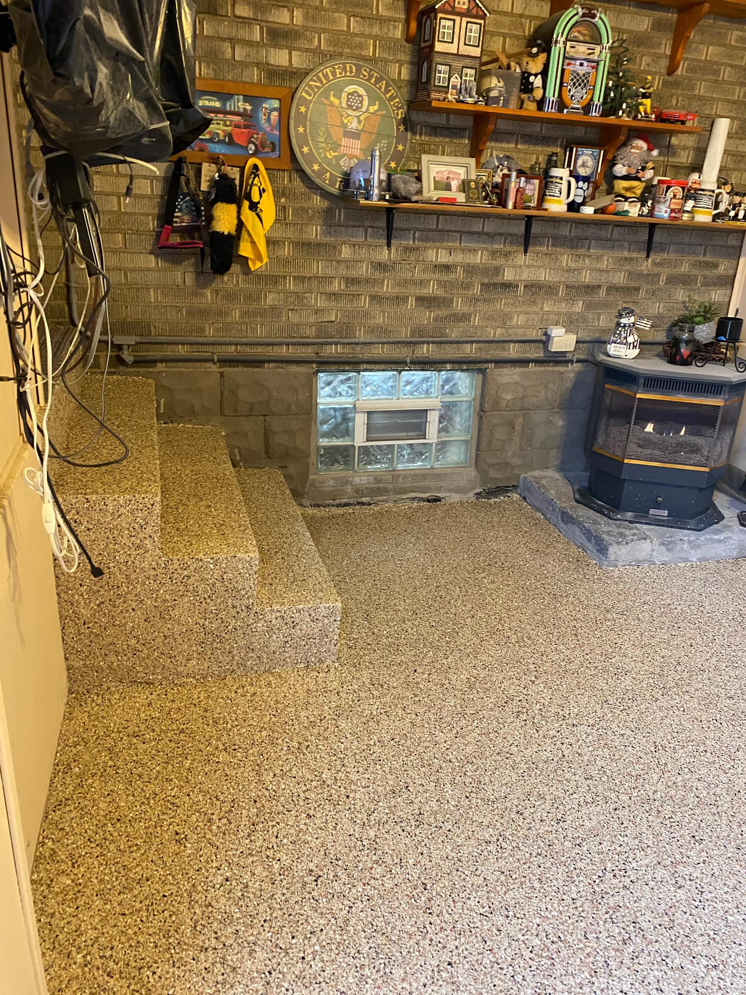 Room floor repair with Concrete - Floors in a day